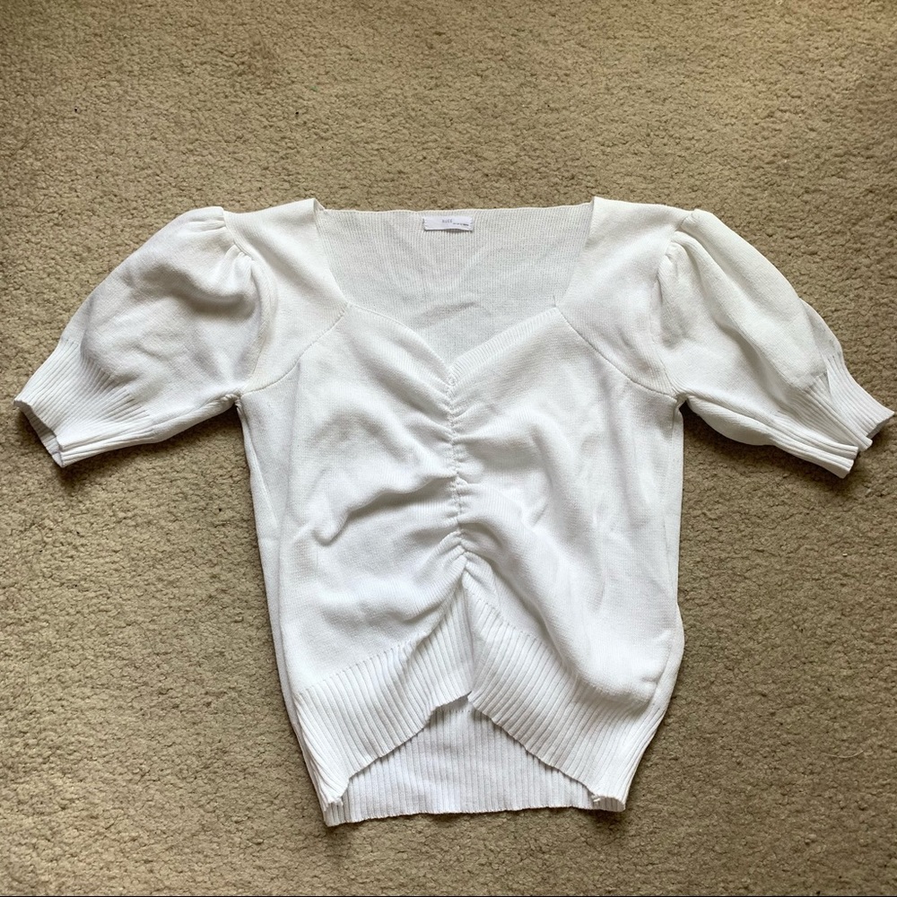 Puffy sleeves white top